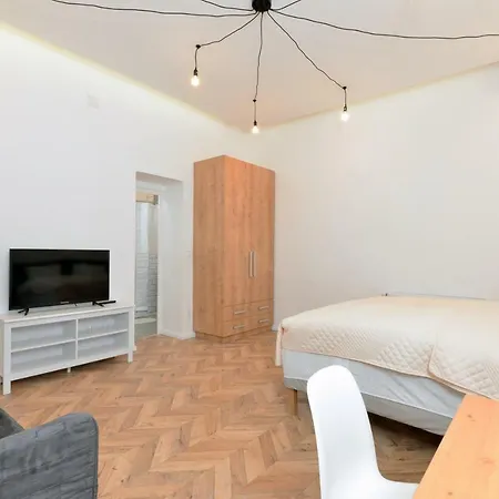 Designer Apartmants *